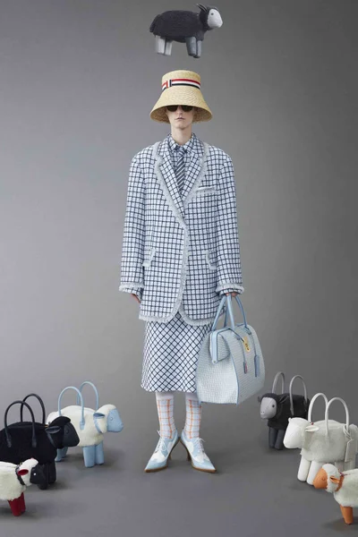 Look 17